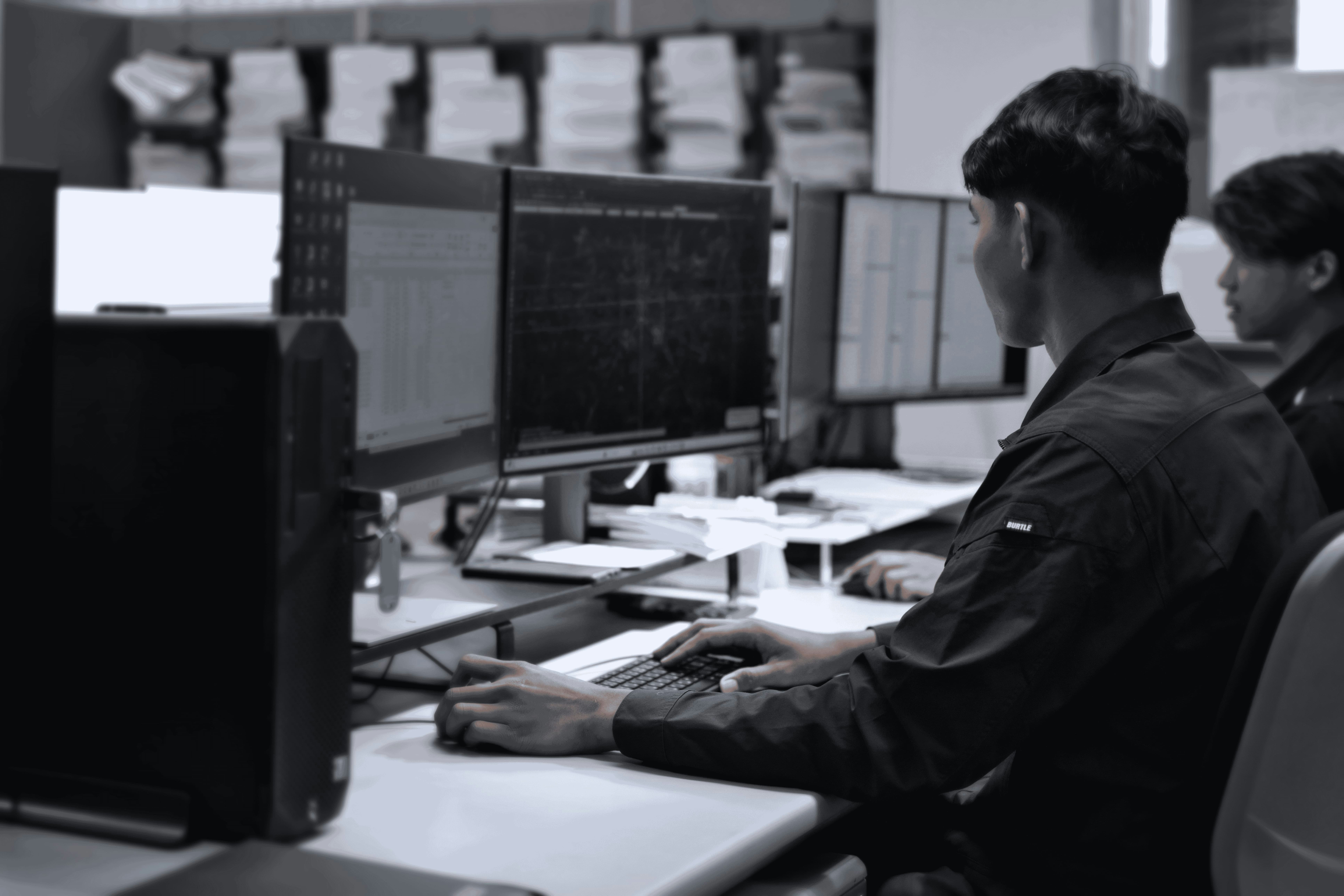 men_working_with_computer